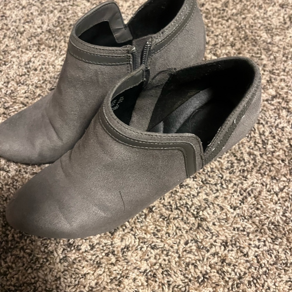 Dexflex Comfort Charcoal Heeled Boots